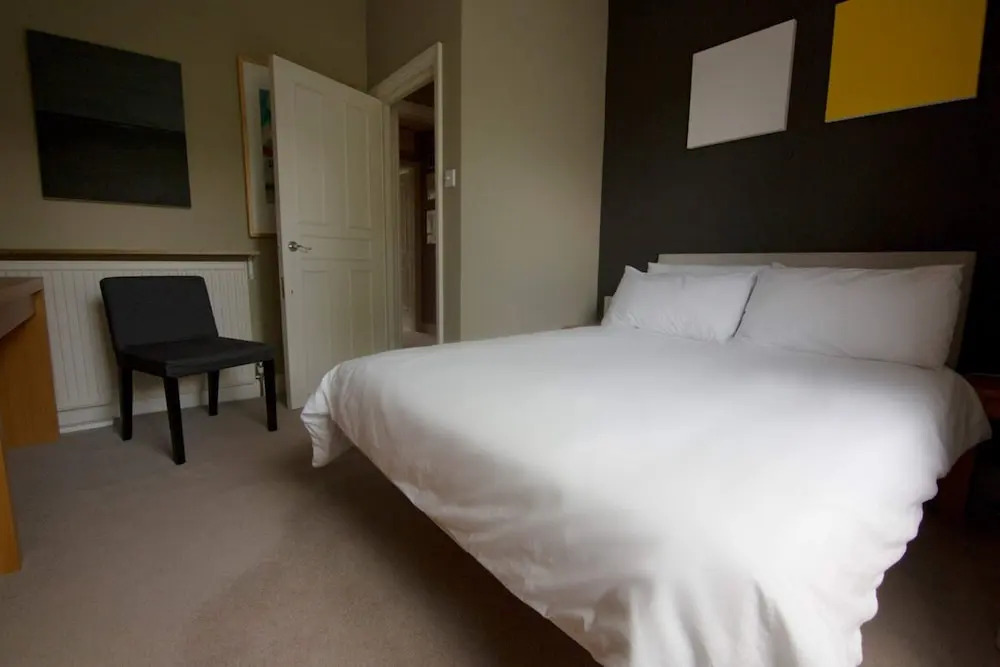 Wonderful 2 Bedroom in Quiet Area near Camden Square