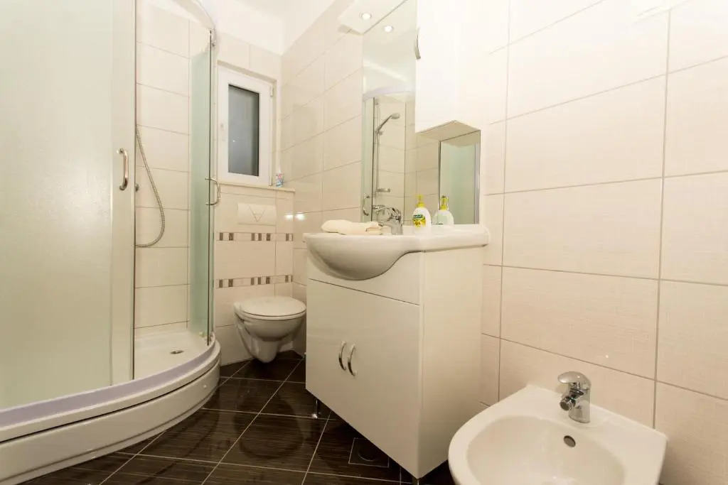 Apartments Cavar