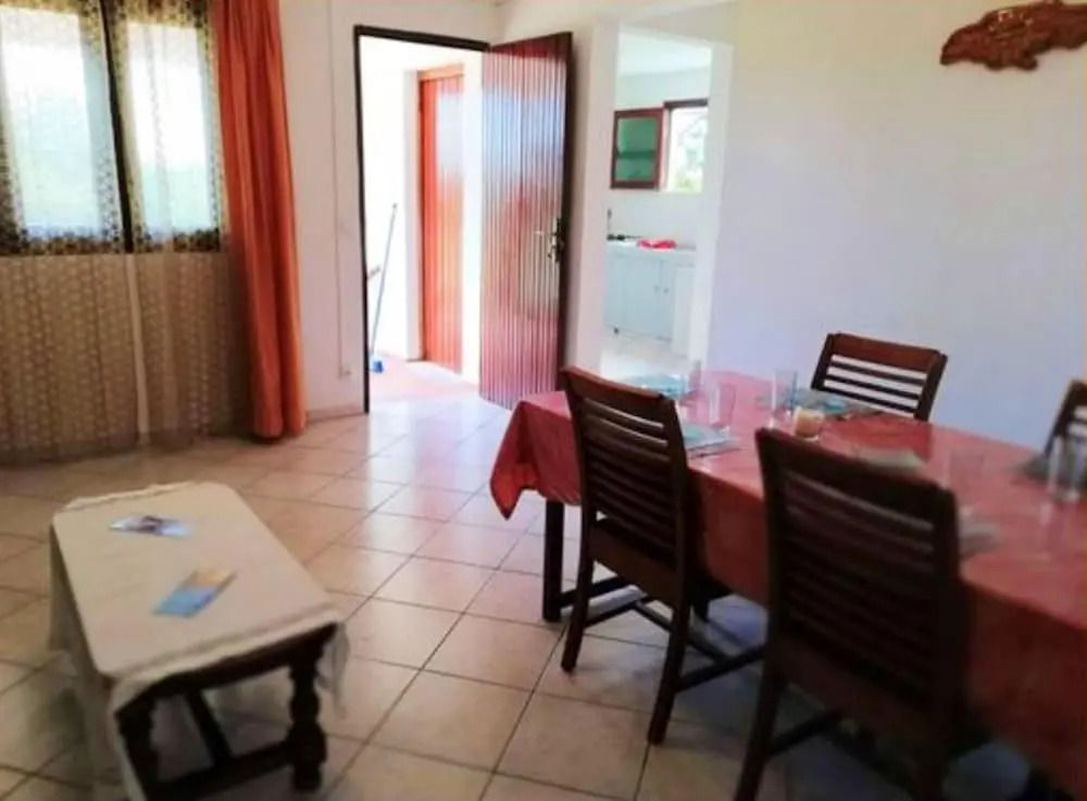House With 2 Bedrooms In Sainte Anne With Enclosed Garden And Wifi
