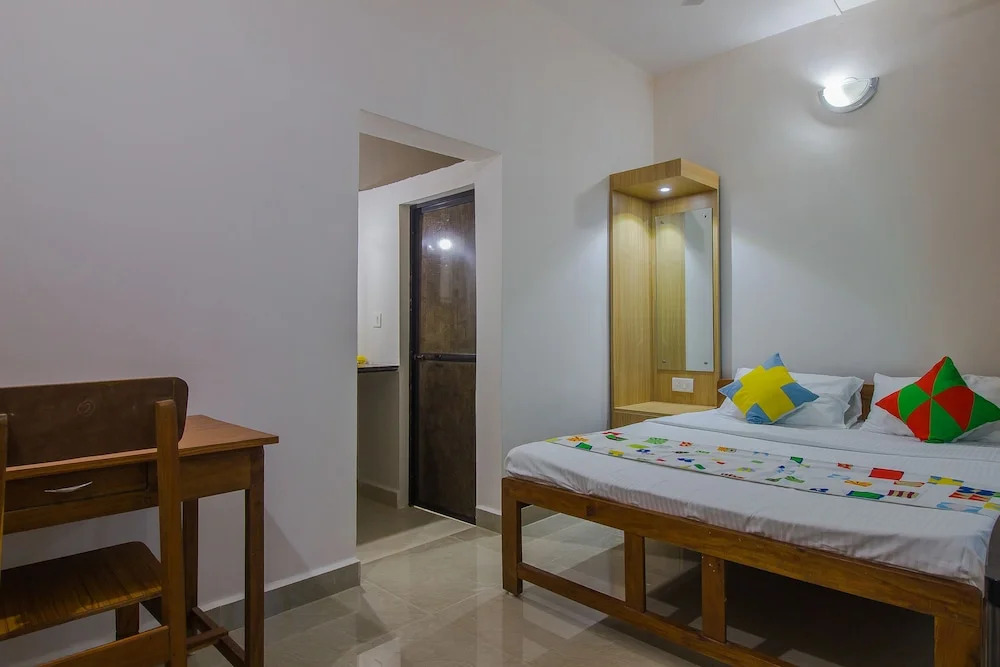 OYO 17244 Home Sunset View Stay Anjuna Beach