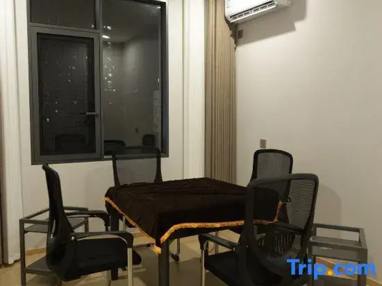 Yunbo·Fanjing Hotel (Gufu Street Branch, Anshun Old Town)