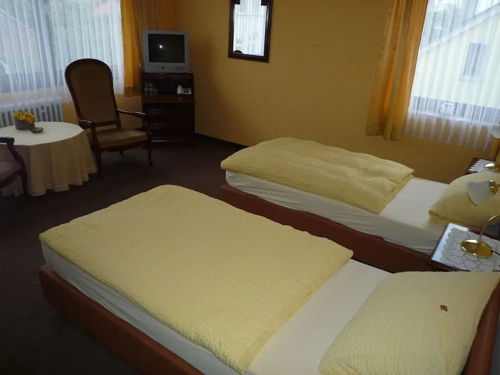 Center Hotel