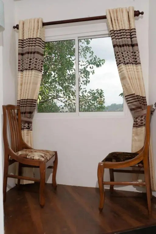 Kandyan White Holiday Homes