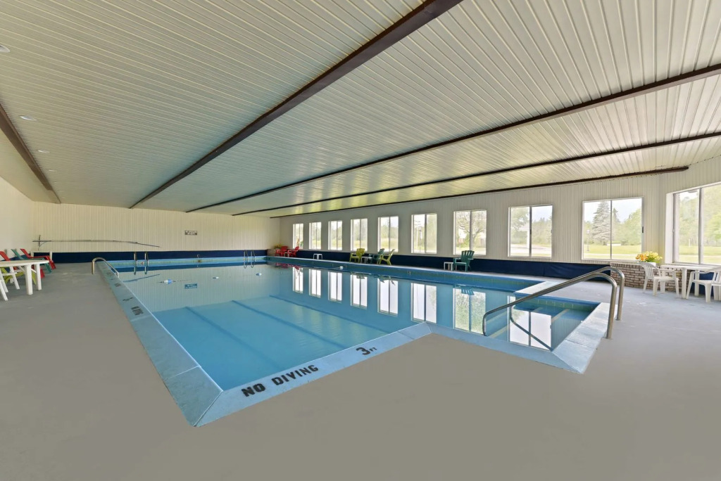 Travelodge by Wyndham Mackinaw City