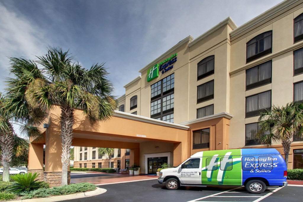 Holiday Inn Express & Suites Jacksonville South East - Medical Center Area by IHG