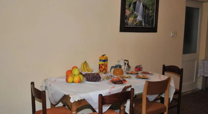 Hotel HAXHIU Tirane