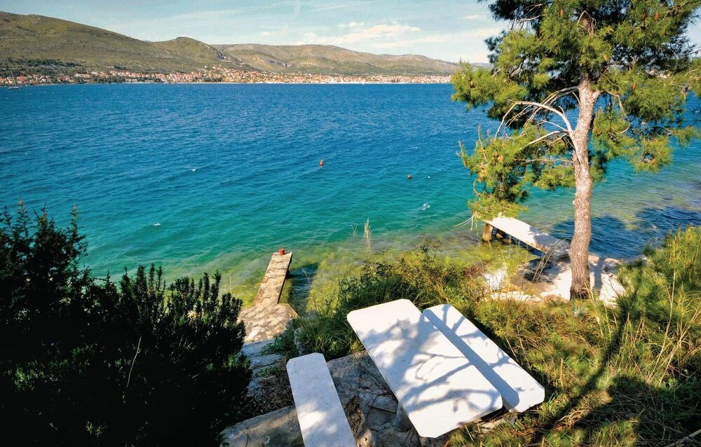 5 Bedroom Lovely Home In Okrug Donji