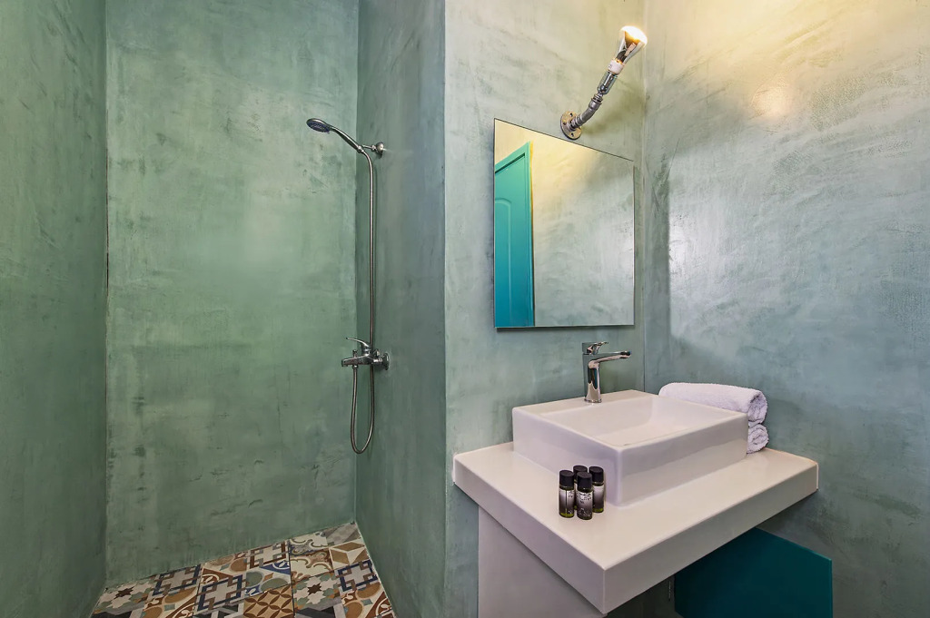 Nissia Beach Apartments & Suites