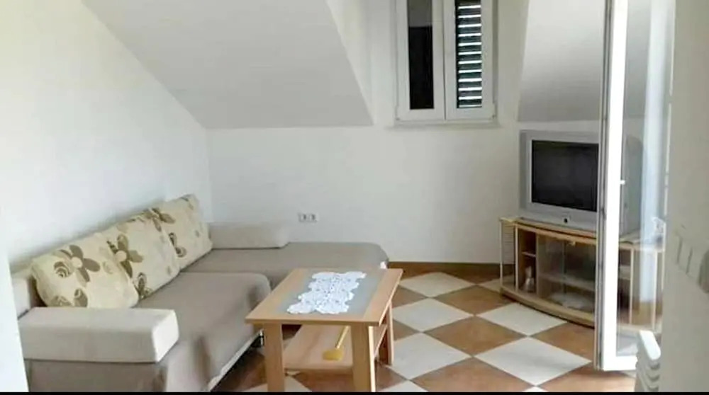 Apartment with 2 Bedrooms in Postira, with Wonderful Sea View, Furnished Terrace And Wifi - 60 M From the Beach