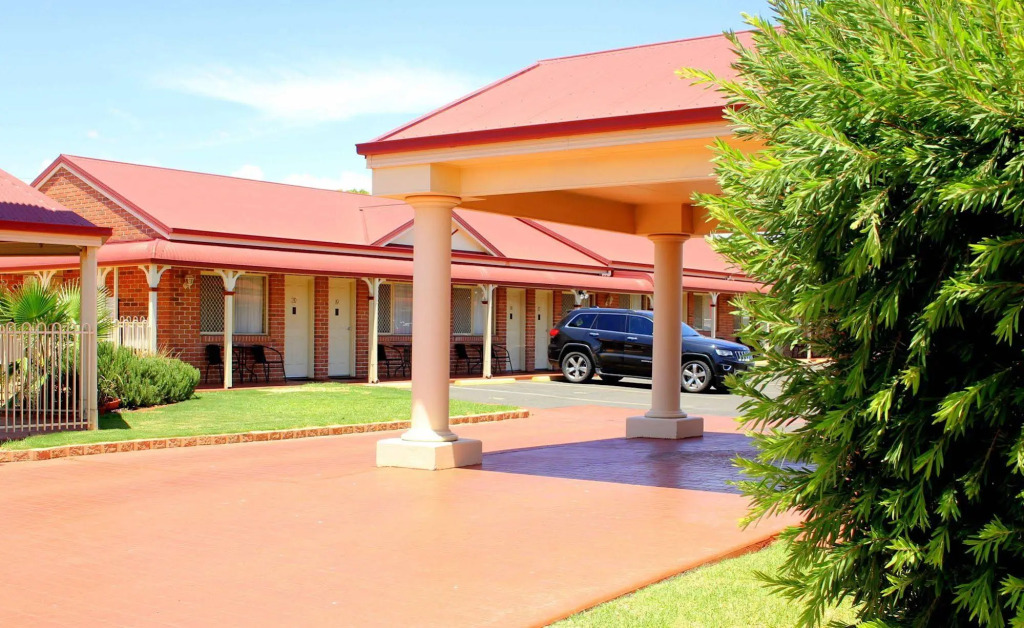 Roma Mid Town Motor Inn