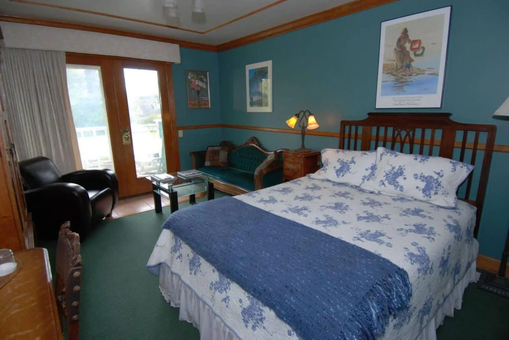 Shelburne Hotel