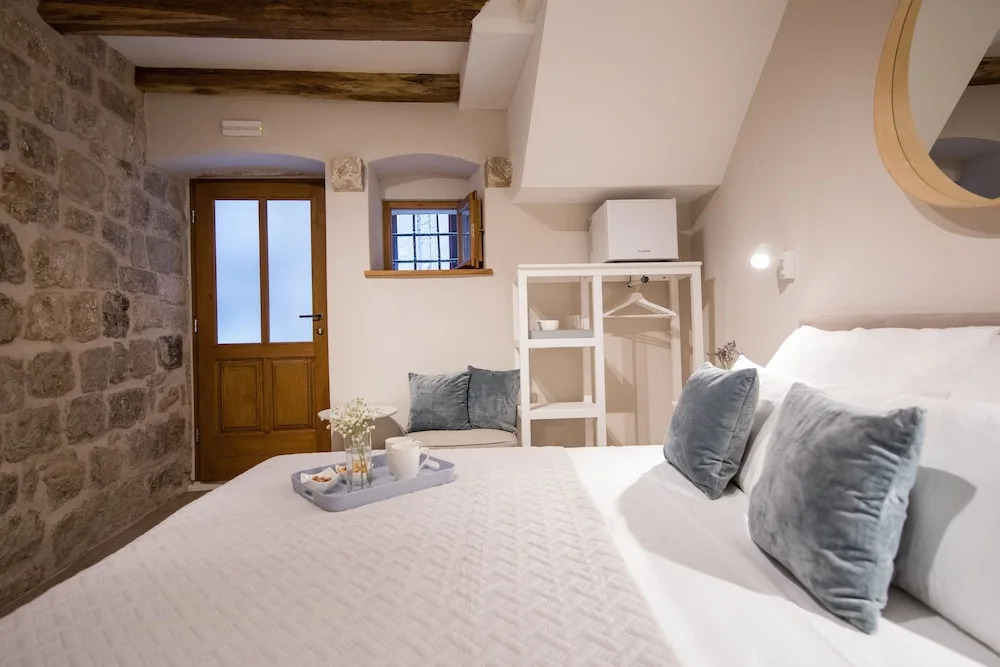 Live Laugh Love Dubrovnik Luxury Rooms