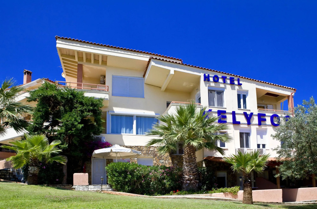 Kelyfos Hotel Bungalows and Suites