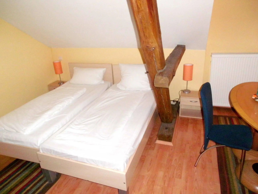 HAHNE Hotel und Appartements