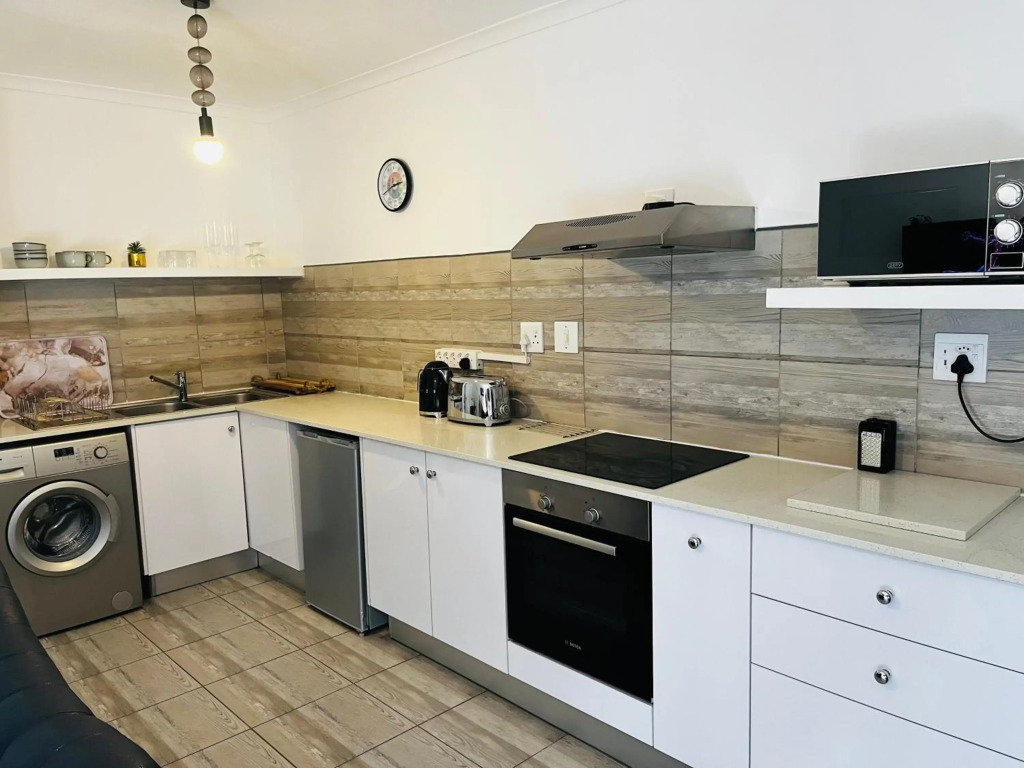 Modern secure apartment in Strand - Little Greece
