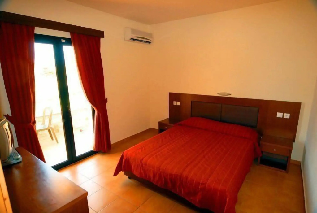 Dia Apartments
