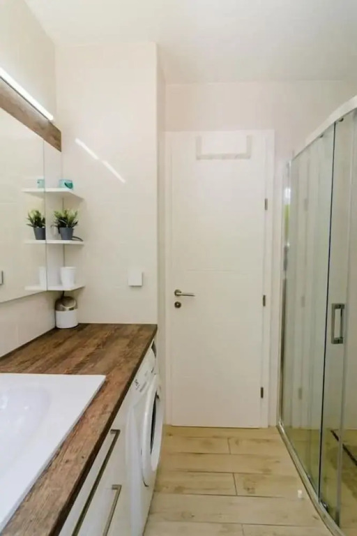 Mali Princ - Modern and Comfortable - A1
