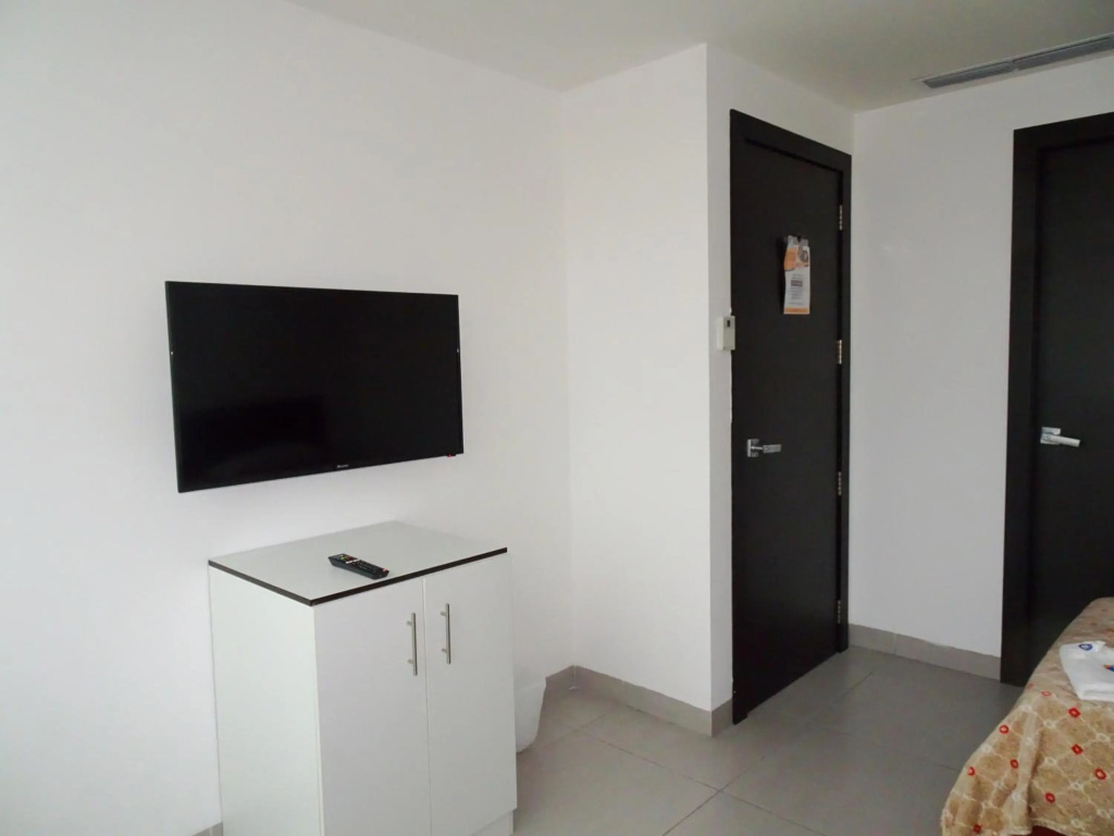 Quo Habitación en Lujoso Departamento a 1 minuto del Aeropuerto