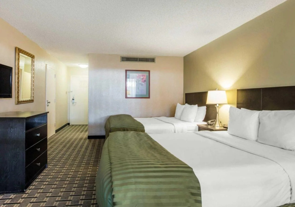 Clarion Modesto