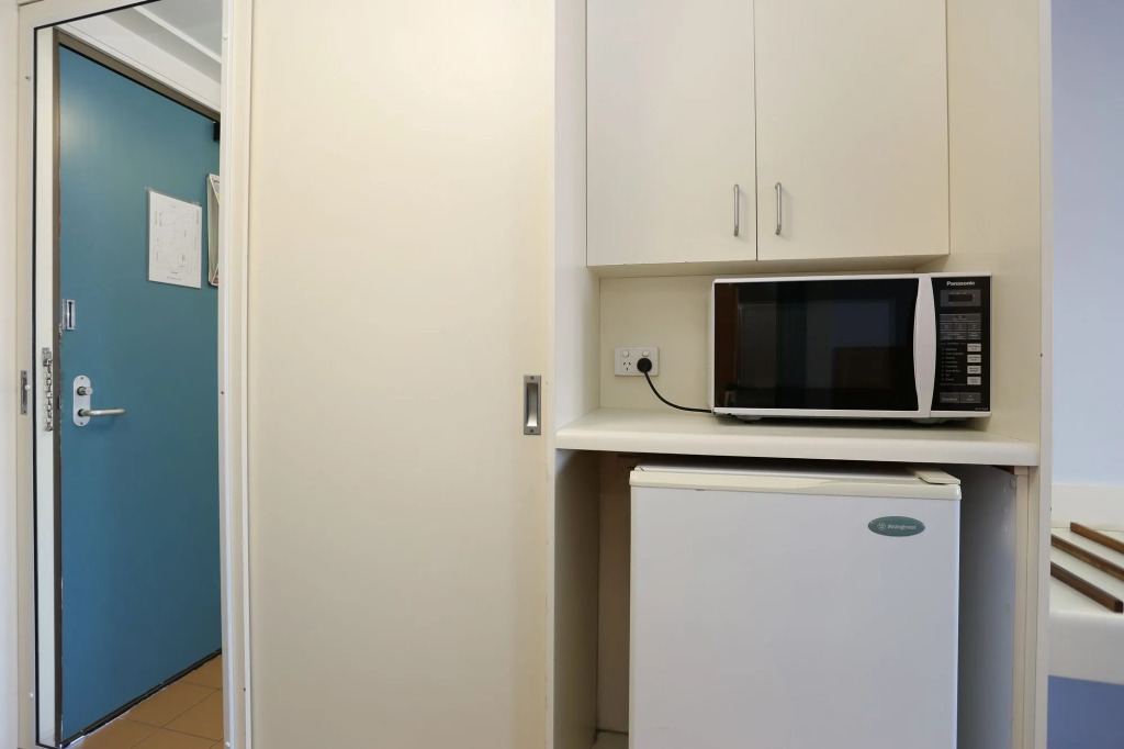 Reef Resort Motel