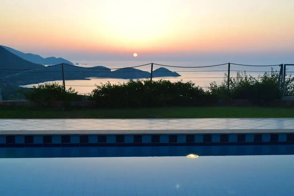 Okeanides Villas