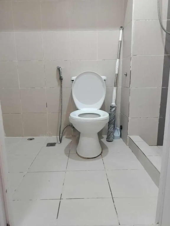 Spacious 1-bedroom Condo in Quezon City With Private Pool