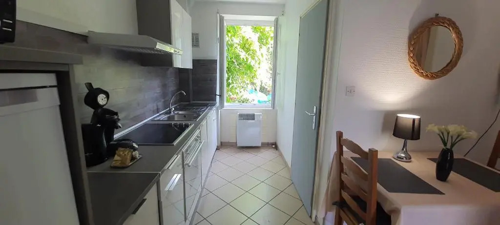 Appartement climatisé avec jardin