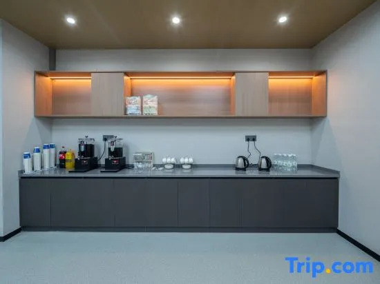 Yilin Hostel
