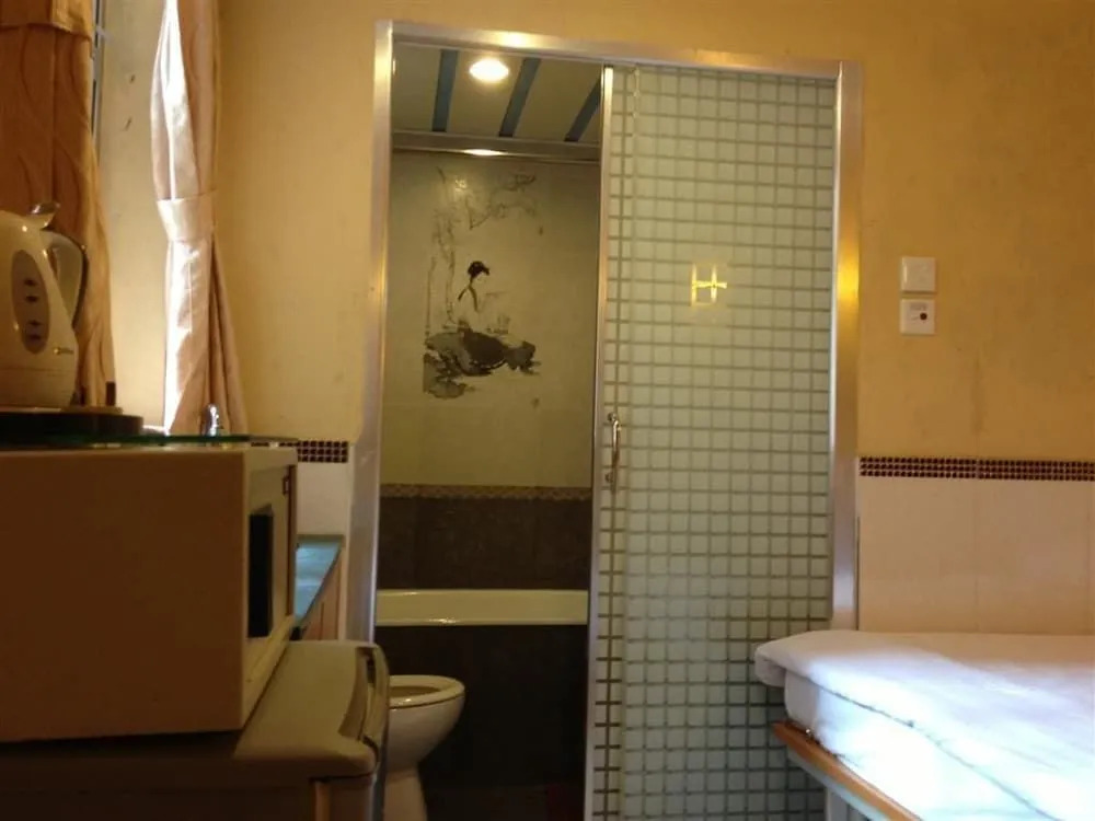 Rent-a-Room Hong Kong