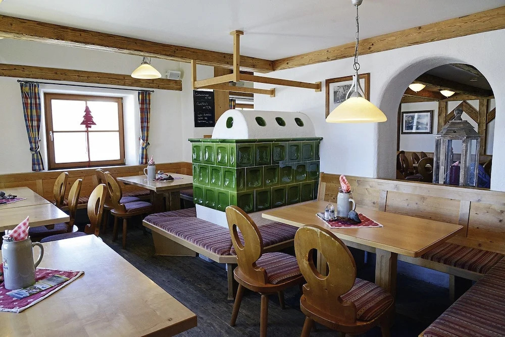 Venet Gipfelhütte