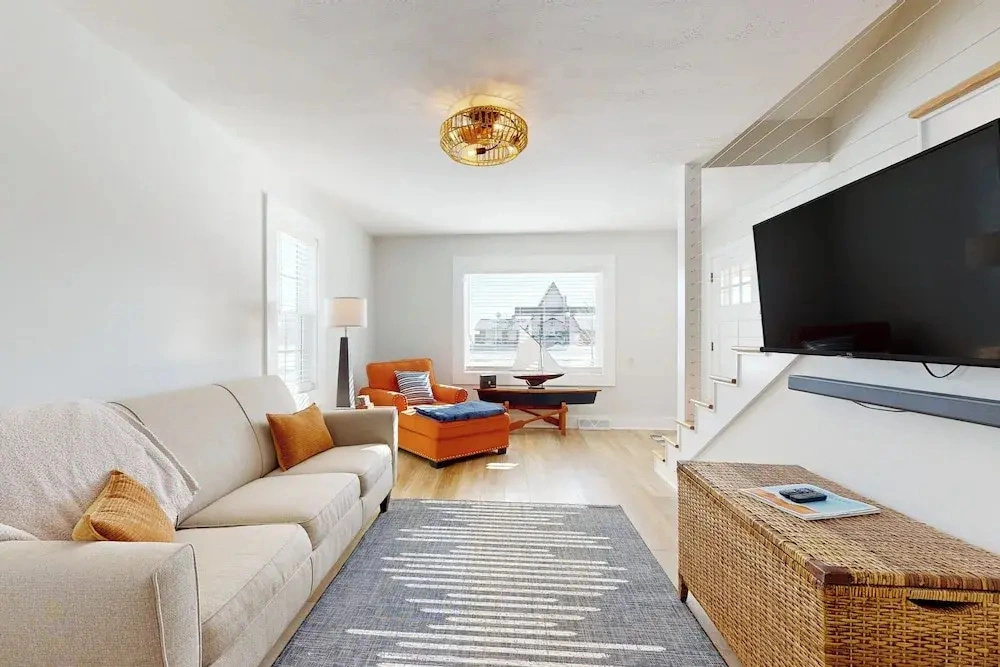 Walk to Downtown & Beach! Water-view Home