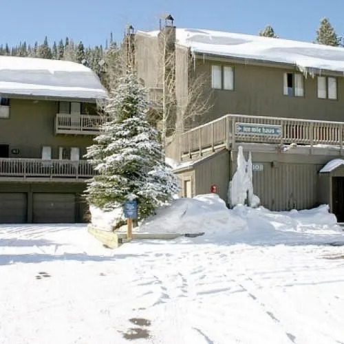 Ten Mile Haus by Copper Vacations