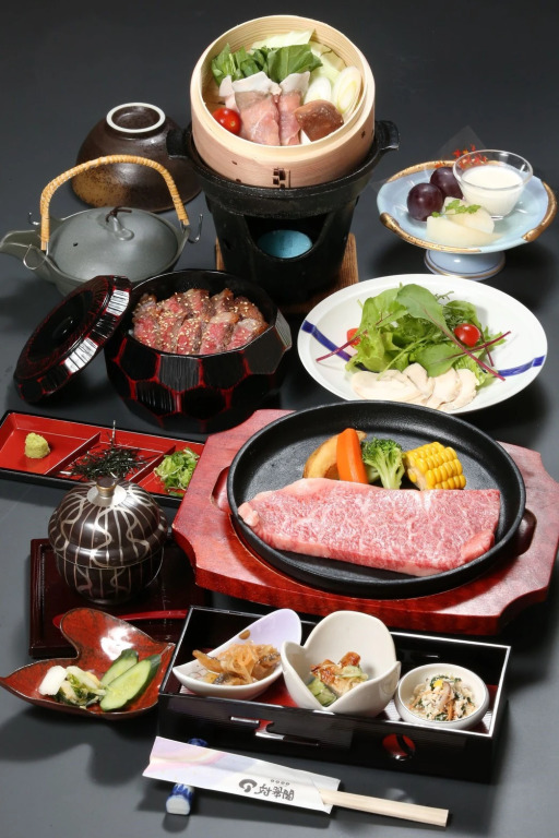 Shiitake Kaikan Taisuikaku