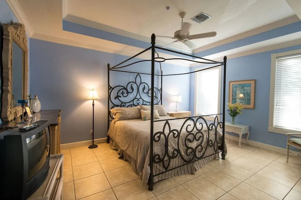 Captiva Island Inn