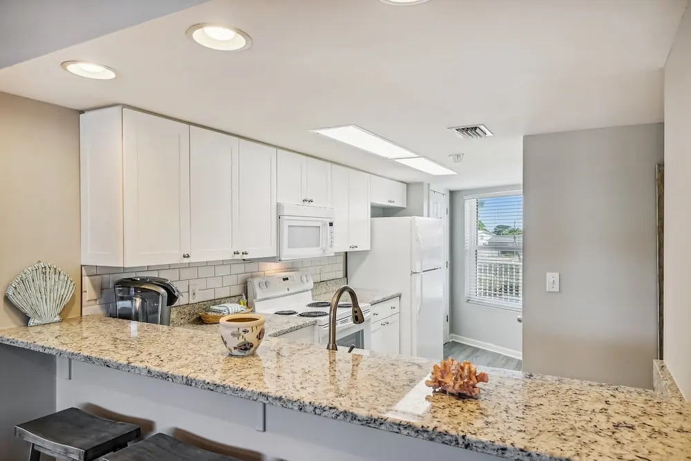 Seacrest 211 2 Bedroom Condo by RedAwning