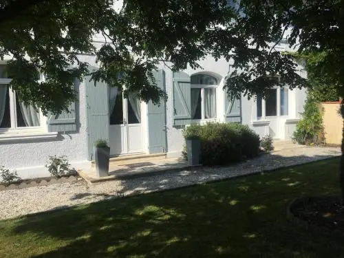 LEstanquet Bed and Breakfast pdj offert