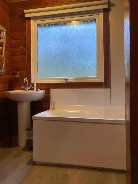 Stravaigin Lodge