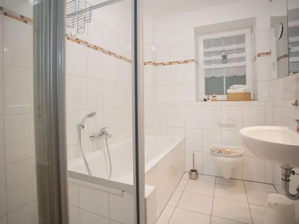 Bright Flat in Neuastenberg With Terrace