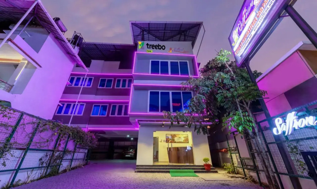 Thejas Houseboat Premium Three