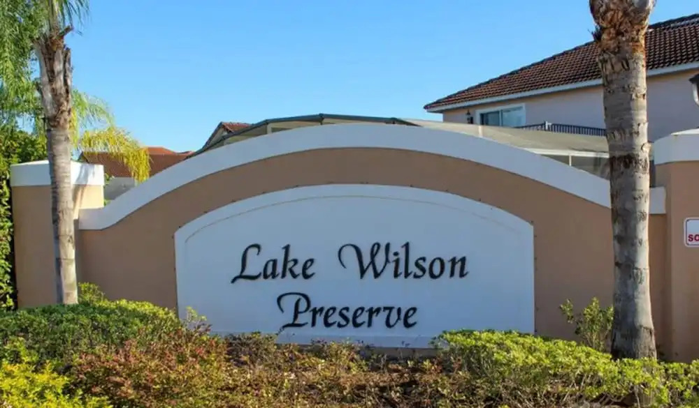 This Wonderful 4 Bedroom House Located on the Lake Wilson Preserve
