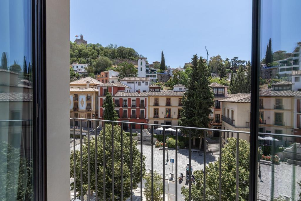 BiBo Suites Real Chancilleria