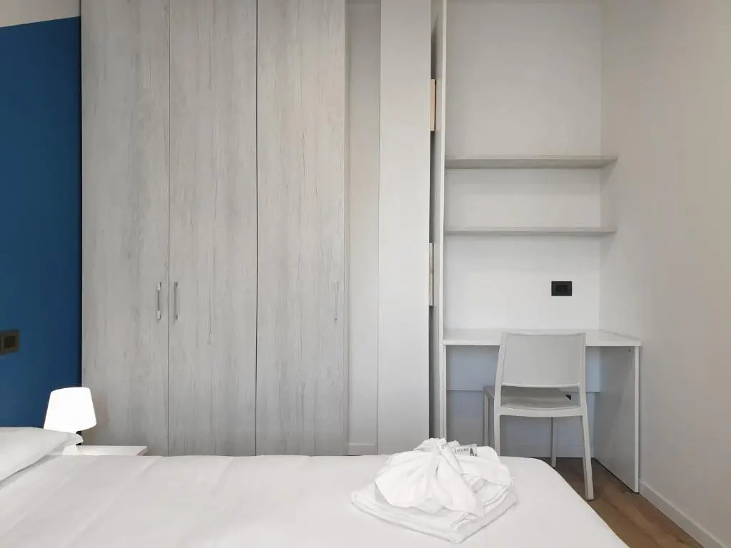 Flats4rent Mameli 140