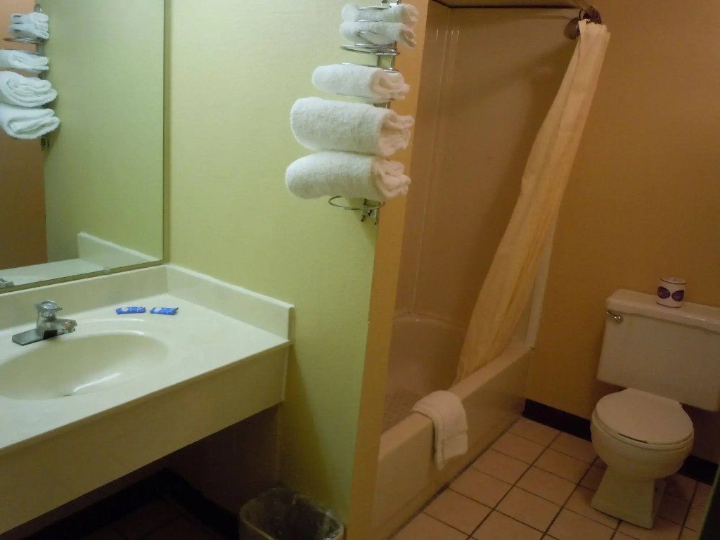 Glenstone place extended stay motel