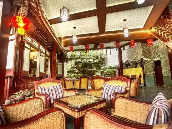 Qingcheng Mountain Tingcicada·Hot Spring B&B