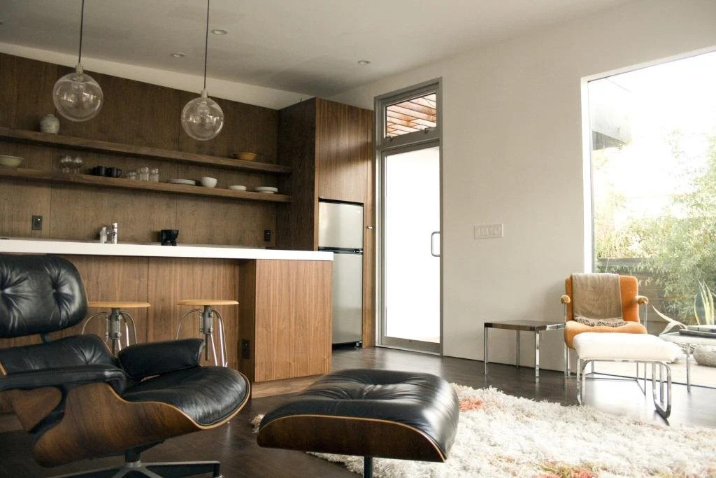 Palms Place