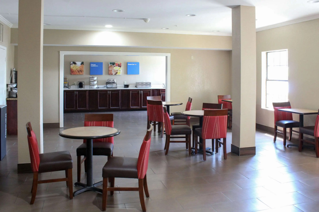 Comfort Inn & Suites Fultondale Gardendale I-65