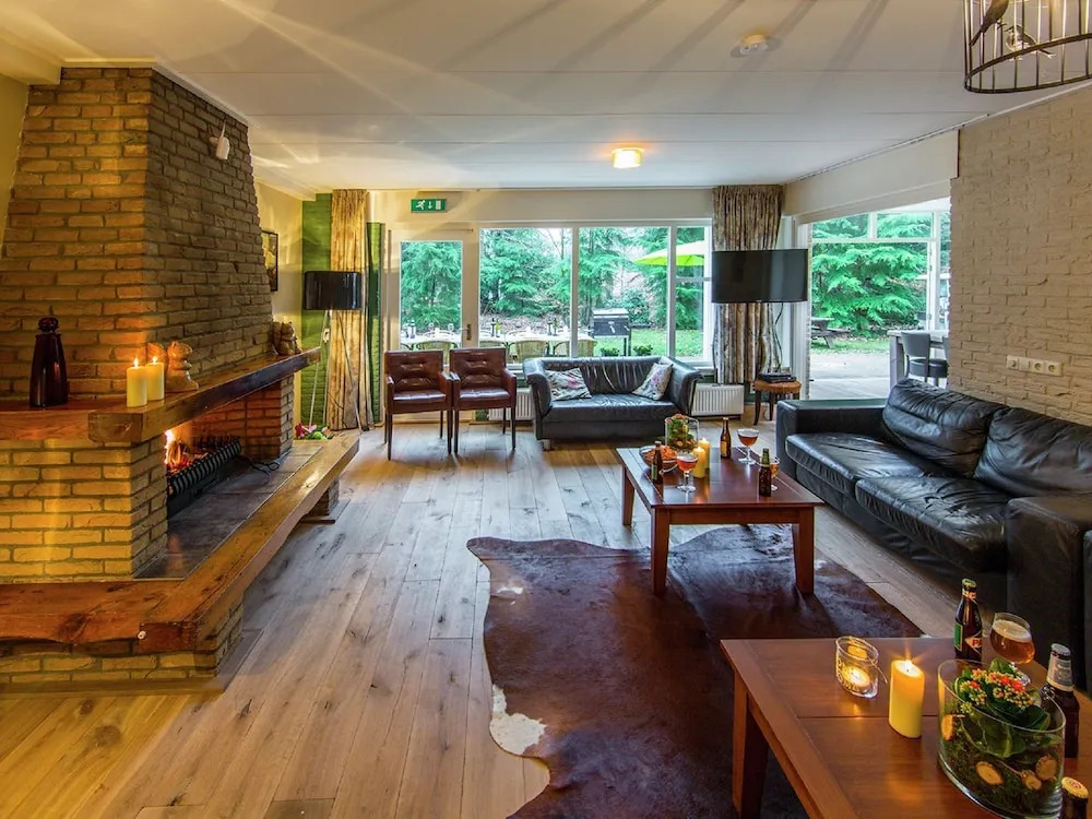 Holiday home in De Bult near Giethoorn Waters