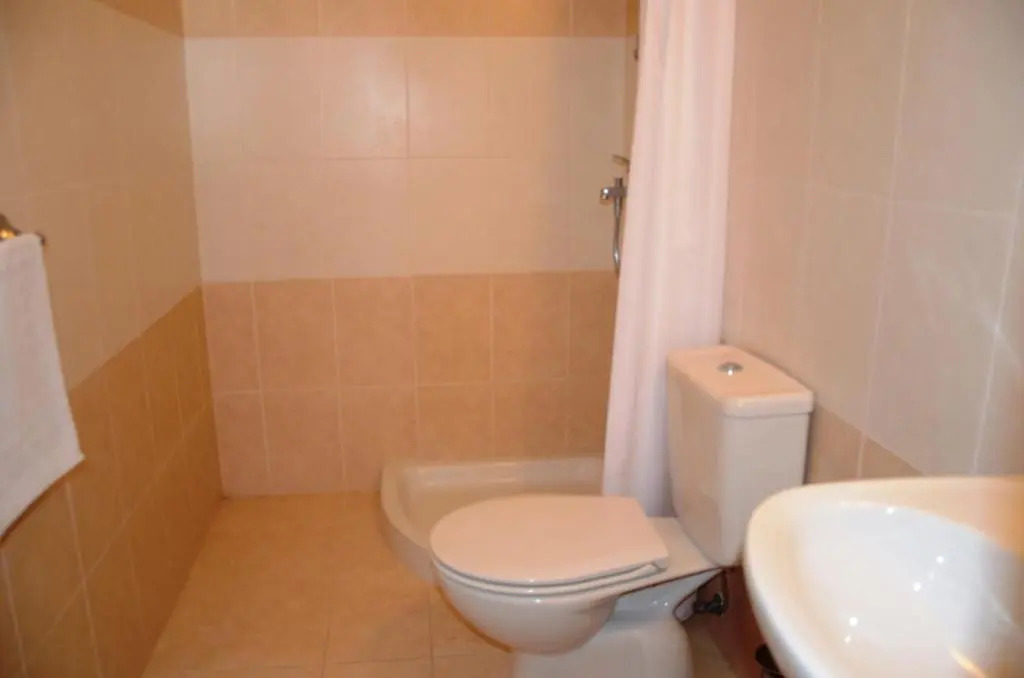 Studio with shower room E3, full kitchen, poolside, FREE WIFI