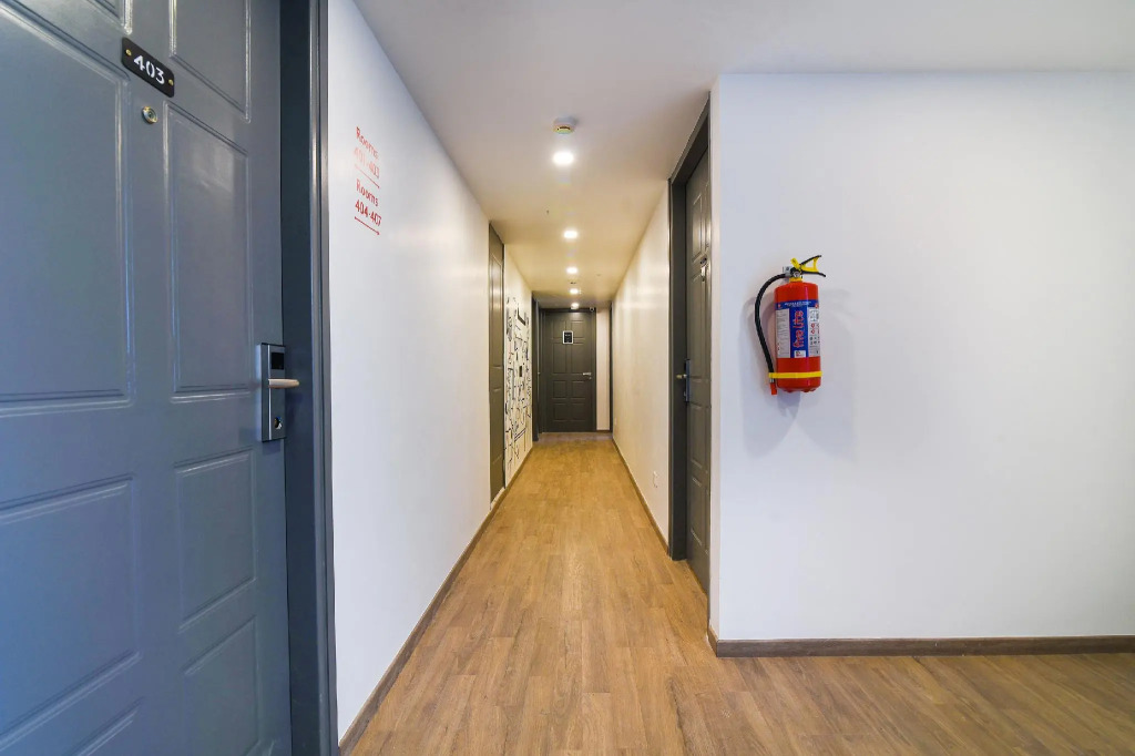 OYO Townhouse 255 Indiranagar Double Road