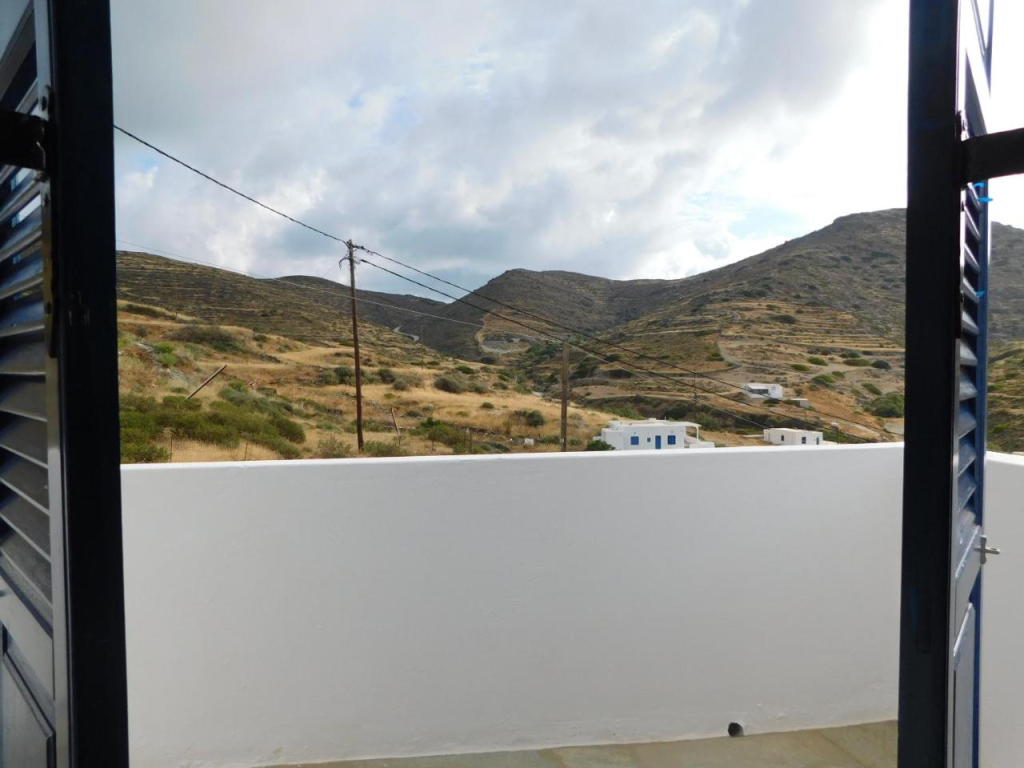 Pasithea Folegandros